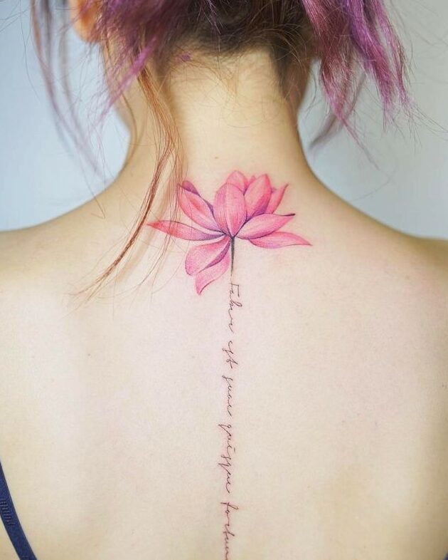 Tatuajes de Flores con Frases para Mujeres